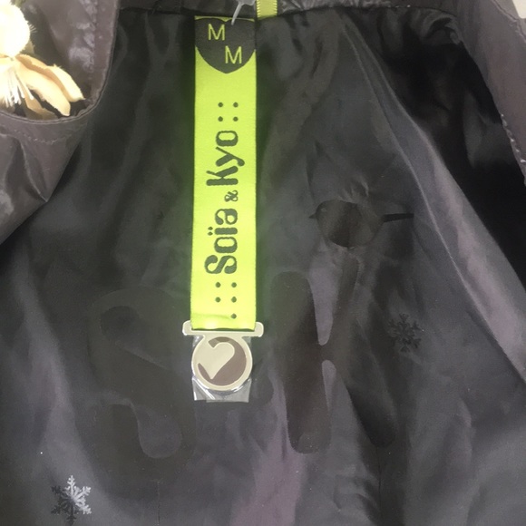 Soia & Kyo Nylon Rain Jacket - Picture 7 of 8